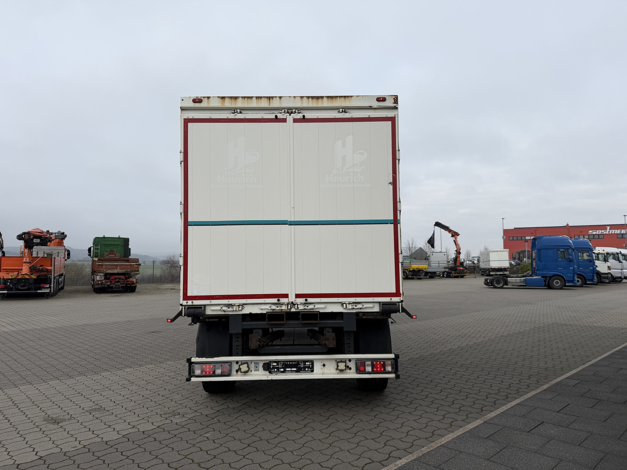 Scania R 450 6x2 Geränkezug + Orten Anhänger - Drankenwagen vrachtwagen: afbeelding 5 Scania R 450 6x2 Geränkezug + Orten Anhänger - Drankenwagen vrachtwagen: afbeelding 5