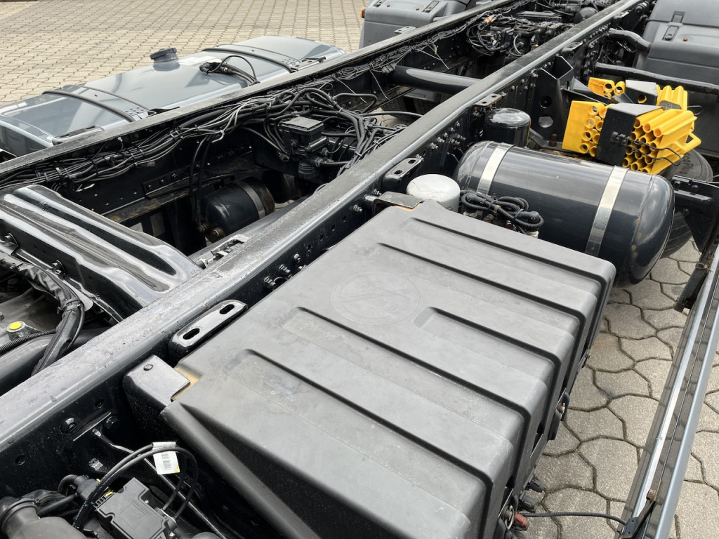 MAN TGX 26.500 6x2 Fahrgestell Lenk-Liftachse AHK - Vrachtwagen: afbeelding 5 MAN TGX 26.500 6x2 Fahrgestell Lenk-Liftachse AHK - Vrachtwagen: afbeelding 5