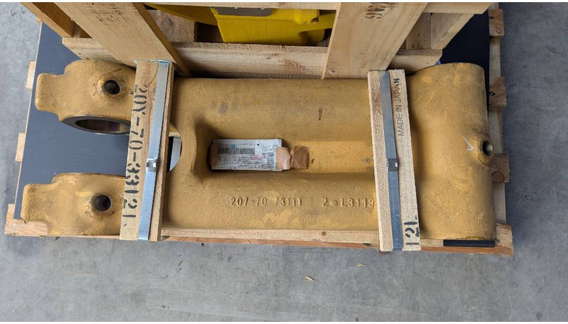 Komatsu PC210LC-8 LINK 20Y-70-33121 - Arm voor Bouwmachine: afbeelding 3 Komatsu PC210LC-8 LINK 20Y-70-33121 - Arm voor Bouwmachine: afbeelding 3