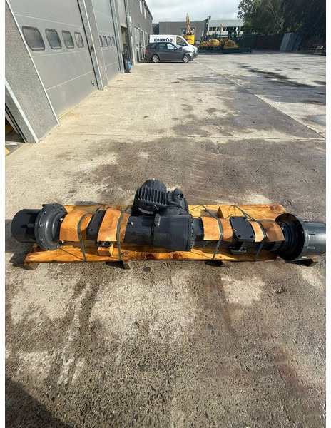 Komatsu PW140-7 REAR AXLE ASSEMBLY 20E-22-32000 - As en onderdelen voor Bouwmachine: afbeelding 4 Komatsu PW140-7 REAR AXLE ASSEMBLY 20E-22-32000 - As en onderdelen voor Bouwmachine: afbeelding 4
