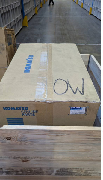Komatsu WA475-10 - HYDRAULIC PUMP 421-S95-7060 - Wiellader: afbeelding 1 Komatsu WA475-10 - HYDRAULIC PUMP 421-S95-7060 - Wiellader: afbeelding 1