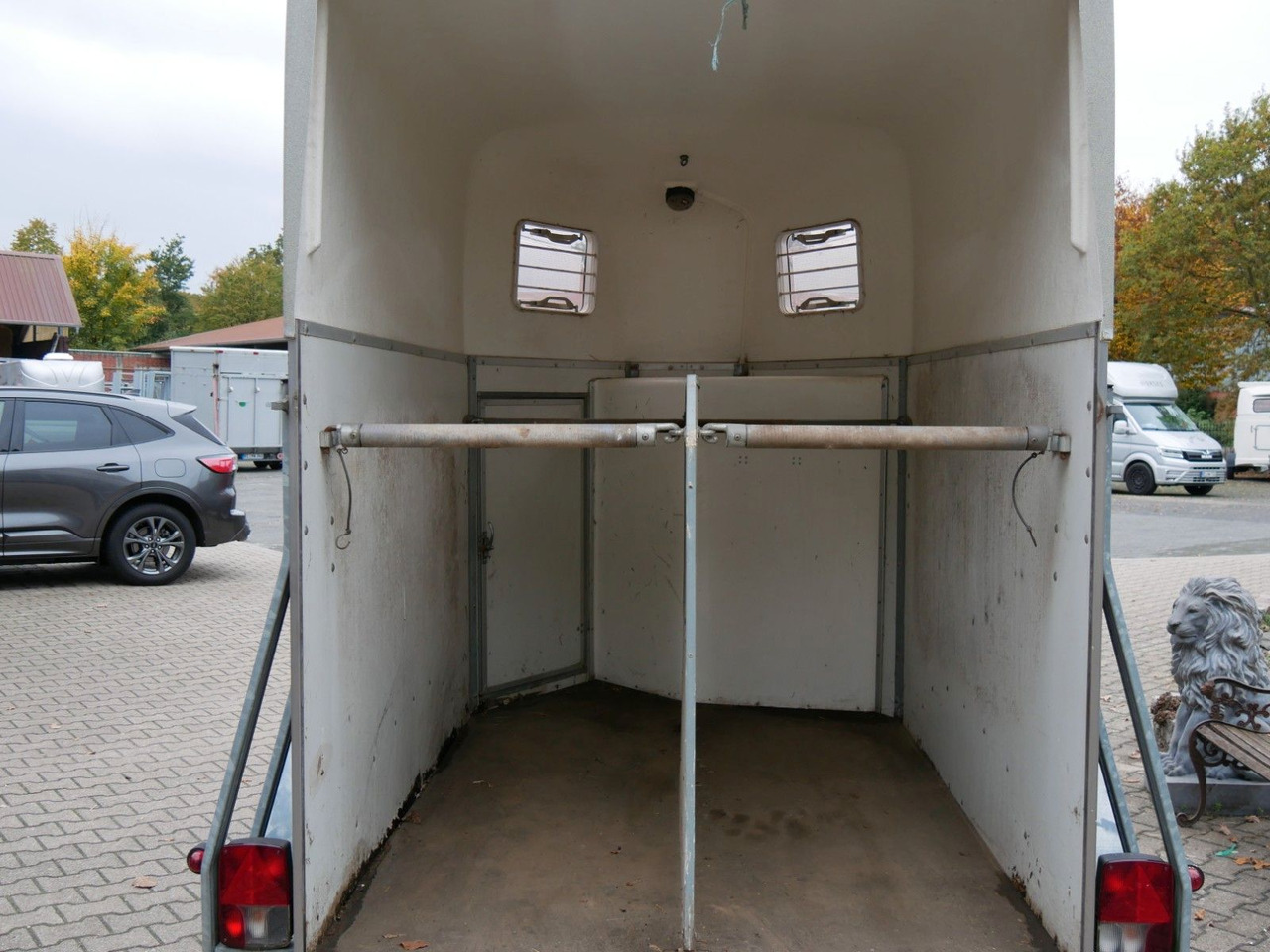 Böckmann Duo Esprit mit Sattelkammer - Veewagen aanhangwagen: afbeelding 4 Böckmann Duo Esprit mit Sattelkammer - Veewagen aanhangwagen: afbeelding 4