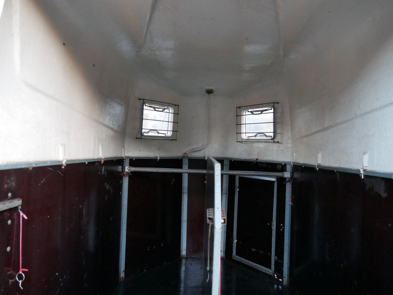 Holz Poly 2 Pferde - Veewagen aanhangwagen: afbeelding 4 Holz Poly 2 Pferde - Veewagen aanhangwagen: afbeelding 4