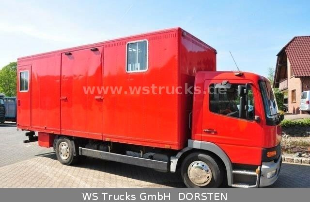 Mercedes-Benz 1224 EURO. 3 - Paardenvrachtwagen: afbeelding 3 Mercedes-Benz 1224 EURO. 3 - Paardenvrachtwagen: afbeelding 3