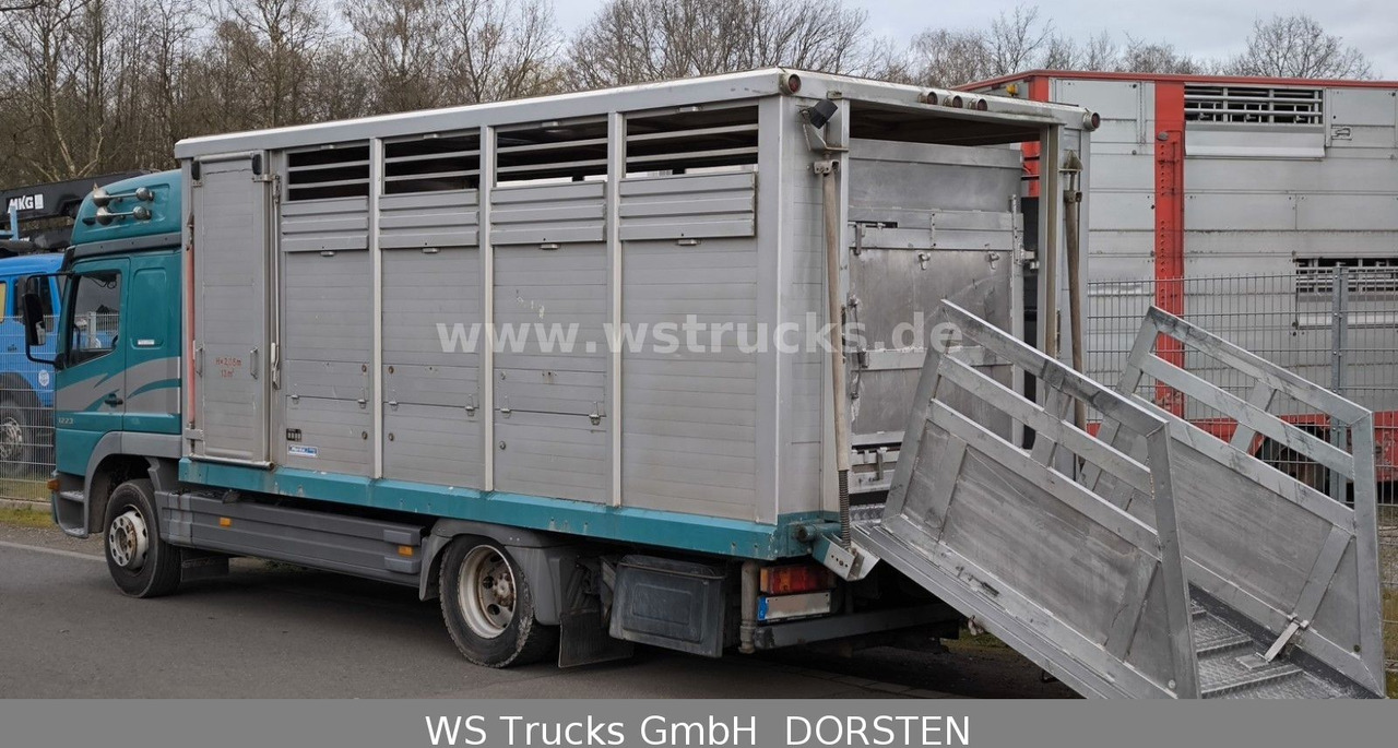 Mercedes-Benz Atego 1223 1 Stock Hohe Gitter Viehtransporter - Paardenvrachtwagen: afbeelding 5 Mercedes-Benz Atego 1223 1 Stock Hohe Gitter Viehtransporter - Paardenvrachtwagen: afbeelding 5