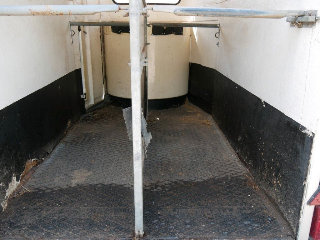 Westfalia Vollpoly 2 Pferde mit Sattelkammer - Paardentrailer: afbeelding 4 Westfalia Vollpoly 2 Pferde mit Sattelkammer - Paardentrailer: afbeelding 4