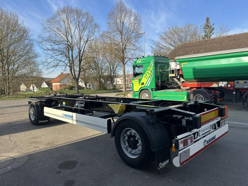 Krone 10 x Jumbo Lafette deutsche Anh. TÜV NEU! 10 x Jumbo Lafette deutsche Anh. TÜV NEU! - Containertransporter/ Wissellaadbak aanhangwagen: afbeelding 3 Krone 10 x Jumbo Lafette deutsche Anh. TÜV NEU! 10 x Jumbo Lafette deutsche Anh. TÜV NEU! - Containertransporter/ Wissellaadbak aanhangwagen: afbeelding 3