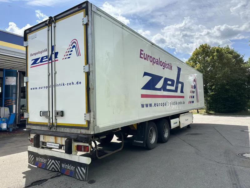 Krone Cool Liner Steel Cool Liner Steel 2-Achs Tiefkühl TK SLX 200 - Koelwagen oplegger: afbeelding 3 Krone Cool Liner Steel Cool Liner Steel 2-Achs Tiefkühl TK SLX 200 - Koelwagen oplegger: afbeelding 3