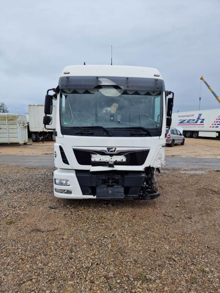 MAN TGL 8.220 BL UNFALL Koffer Langes Haus - Bakwagen: afbeelding 2 MAN TGL 8.220 BL UNFALL Koffer Langes Haus - Bakwagen: afbeelding 2