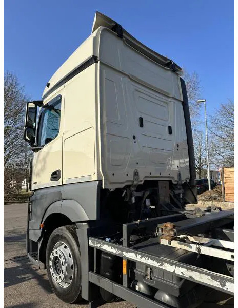Mercedes-Benz Actros 2542 LL BDF Standard 6x2 LBW - Containertransporter/ Wissellaadbak vrachtwagen: afbeelding 5 Mercedes-Benz Actros 2542 LL BDF Standard 6x2 LBW - Containertransporter/ Wissellaadbak vrachtwagen: afbeelding 5