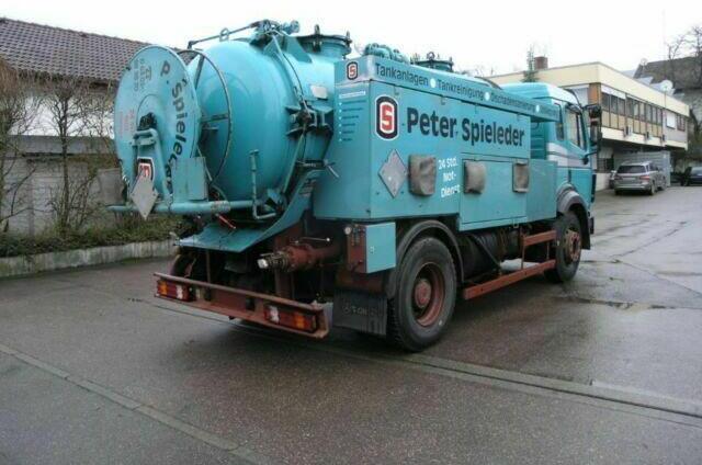 Mercedes SK 1824 ASSMANN SAUG SPÜL A3 TANK KOMBIFZ - Vacuümwagen: afbeelding 4 Mercedes SK 1824 ASSMANN SAUG SPÜL A3 TANK KOMBIFZ - Vacuümwagen: afbeelding 4