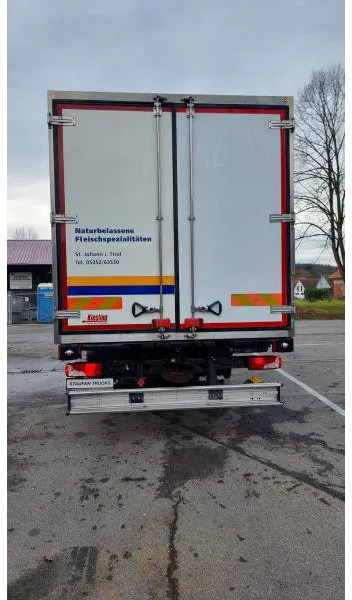 Scania P360 4X2 Fleisch Rohrbahnen Carrier Vector 1550 - Koelwagen vrachtwagen: afbeelding 5 Scania P360 4X2 Fleisch Rohrbahnen Carrier Vector 1550 - Koelwagen vrachtwagen: afbeelding 5