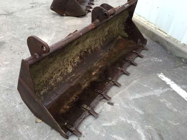 CASE 2300mm - Tractopelle - Voorladerbak: afbeelding 1 CASE 2300mm - Tractopelle - Voorladerbak: afbeelding 1