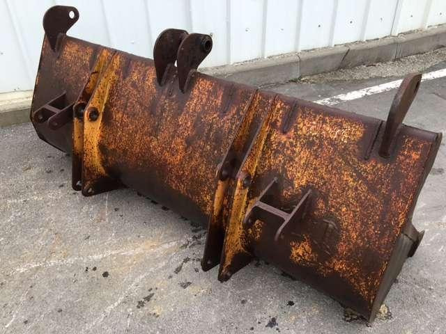 CASE 2300mm - Tractopelle - Voorladerbak: afbeelding 4 CASE 2300mm - Tractopelle - Voorladerbak: afbeelding 4