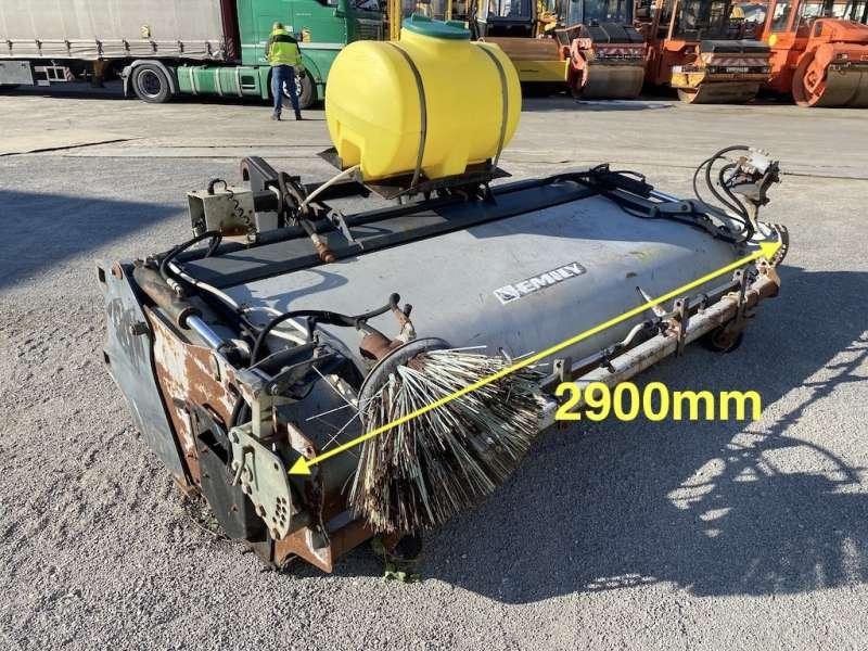 EMILY 2900mm - Attache Chargeurs CATERPILLAR / VOLVO - Veeg: afbeelding 1 EMILY 2900mm - Attache Chargeurs CATERPILLAR / VOLVO - Veeg: afbeelding 1