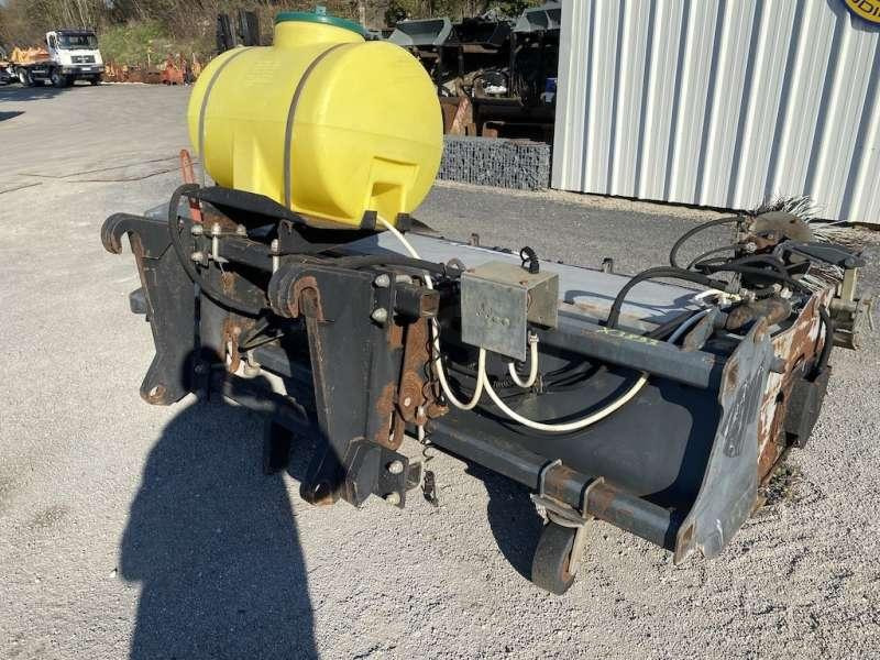 EMILY 2900mm - Attache Chargeurs CATERPILLAR / VOLVO - Veeg: afbeelding 3 EMILY 2900mm - Attache Chargeurs CATERPILLAR / VOLVO - Veeg: afbeelding 3