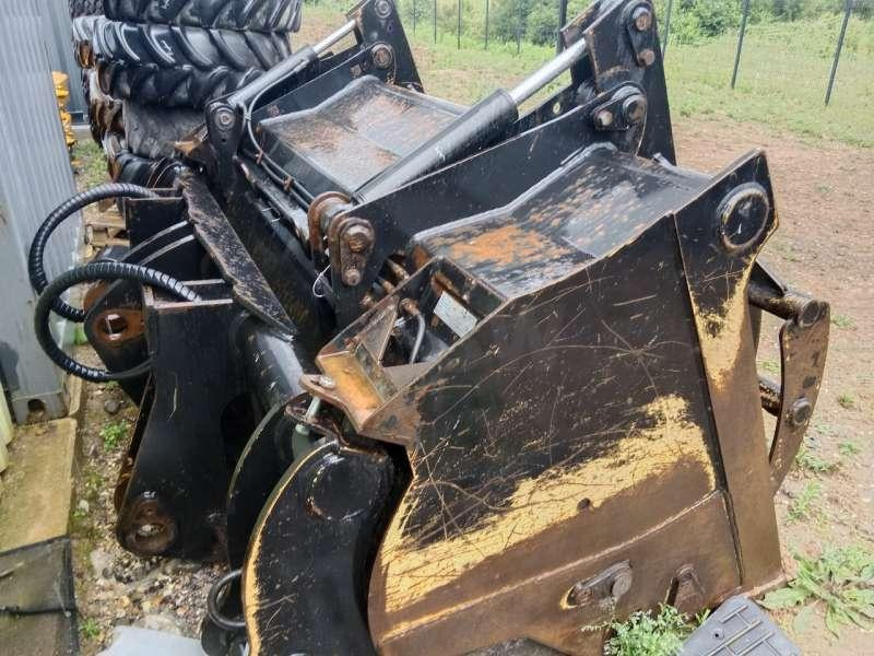 MAGSI 3800 Litres - Mâchoires - Voorladerbak: afbeelding 3 MAGSI 3800 Litres - Mâchoires - Voorladerbak: afbeelding 3