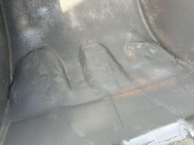 MECALAC 12 - 870mm - fond à revoir - Graafbak: afbeelding 4 MECALAC 12 - 870mm - fond à revoir - Graafbak: afbeelding 4