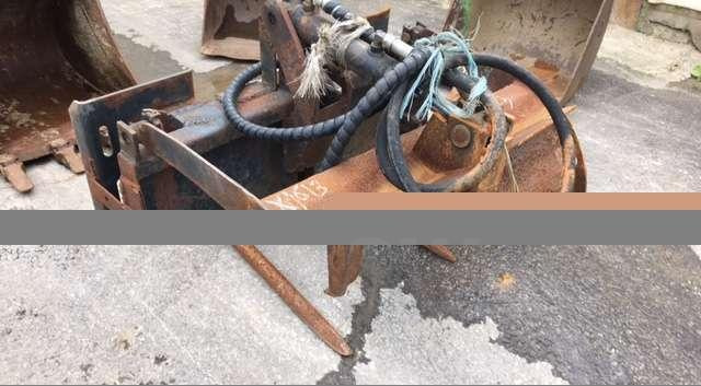 À Griffe Largeur 900mm chargeur - Silo materieel: afbeelding 1 À Griffe Largeur 900mm chargeur - Silo materieel: afbeelding 1