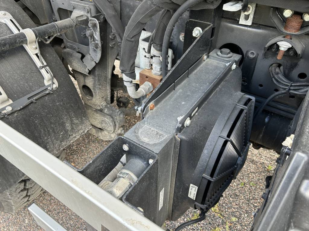 Gemeentelijke machine/ Speciaal Mercedes-Benz UNIMOG U530/3900: afbeelding 24