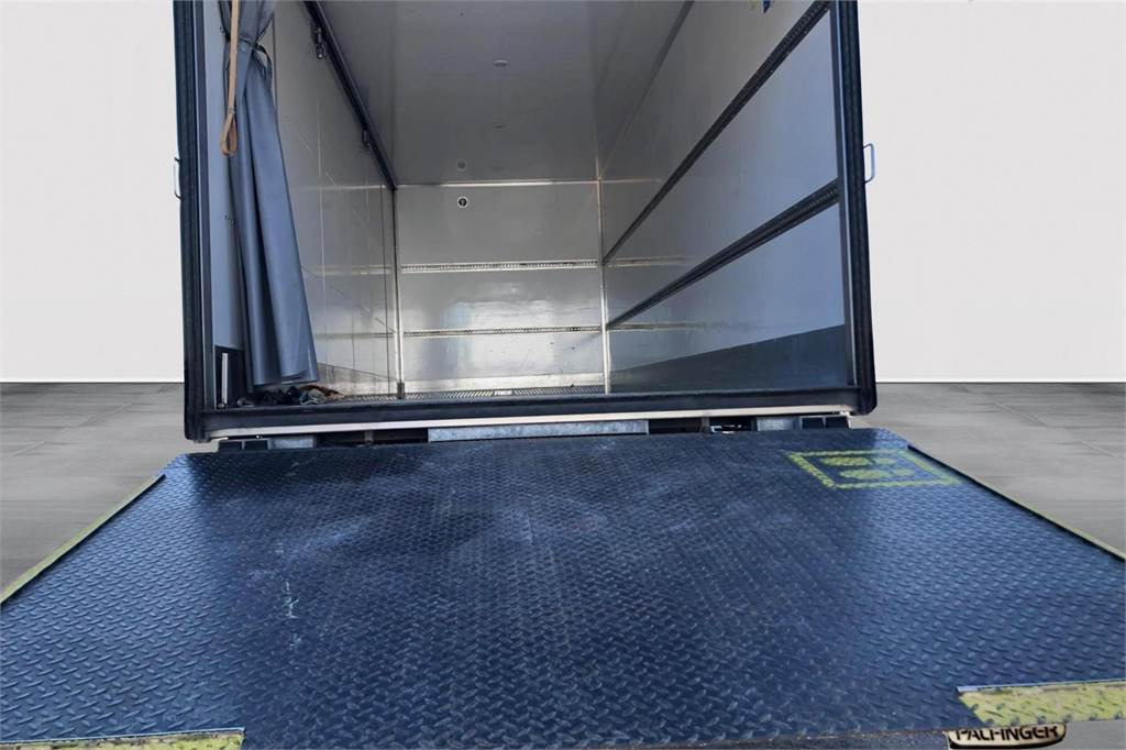 Mercedes-Benz ATEGO 1524 L 4x2 7,65m Fokor Ksa-umpikori - Trekker: afbeelding 5 Mercedes-Benz ATEGO 1524 L 4x2 7,65m Fokor Ksa-umpikori - Trekker: afbeelding 5