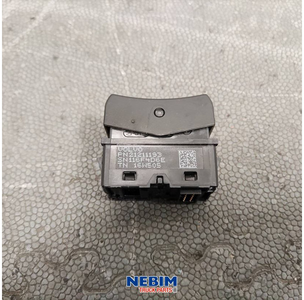 Volvo Volvo - 21211193 - Schakelaar - Onderdelen voor Vrachtwagen: afbeelding 2 Volvo Volvo - 21211193 - Schakelaar - Onderdelen voor Vrachtwagen: afbeelding 2