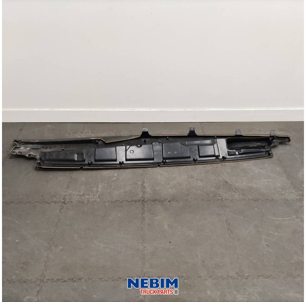 Volvo Volvo - 82207572 - Dashboardpaneel FH4 - Onderdelen: afbeelding 2 Volvo Volvo - 82207572 - Dashboardpaneel FH4 - Onderdelen: afbeelding 2