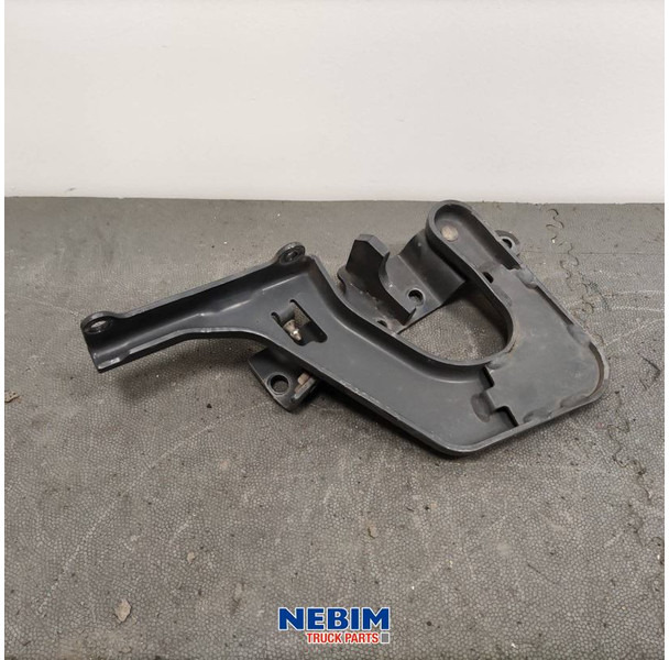 Volvo Volvo - 84104142 - Treeplank scharnier FH4 links - Onderdelen voor Vrachtwagen: afbeelding 2 Volvo Volvo - 84104142 - Treeplank scharnier FH4 links - Onderdelen voor Vrachtwagen: afbeelding 2