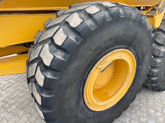 Kiepwagen met knikbesturing Volvo A 25 G MIETE / RENTAL (12001043): afbeelding 10