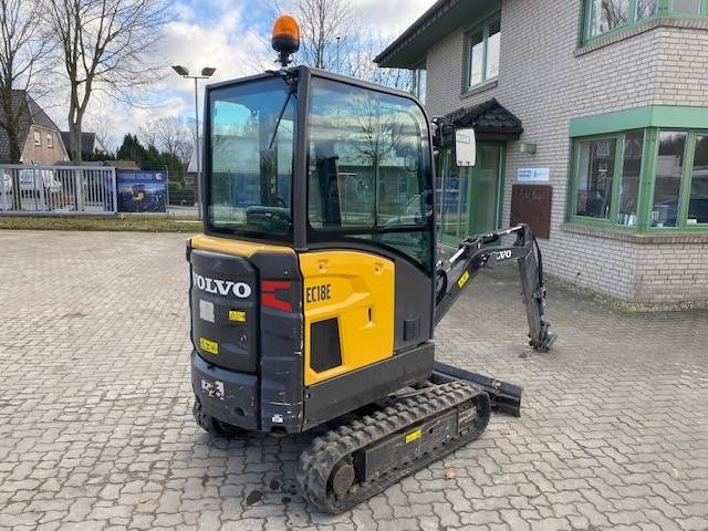 Volvo EC 18 E MIETE / RENTAL (12001761) - Minigraafmachine: afbeelding 4 Volvo EC 18 E MIETE / RENTAL (12001761) - Minigraafmachine: afbeelding 4