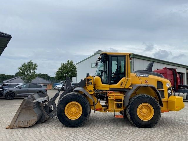 Volvo L 70 H MIETE / RENTAL (12005472) - Wiellader: afbeelding 2 Volvo L 70 H MIETE / RENTAL (12005472) - Wiellader: afbeelding 2