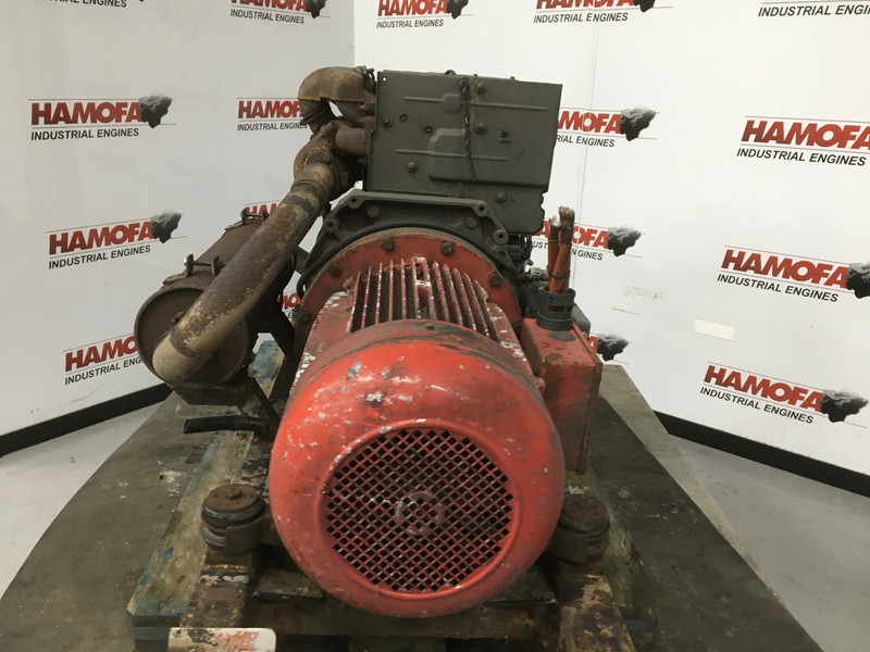 Deutz BF4L1011F FOR PARTS - Bouwmachine: afbeelding 3 Deutz BF4L1011F FOR PARTS - Bouwmachine: afbeelding 3