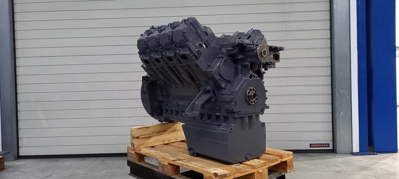 Deutz BF8M1015CP LONGBLOCK - Bouwmachine: afbeelding 2 Deutz BF8M1015CP LONGBLOCK - Bouwmachine: afbeelding 2