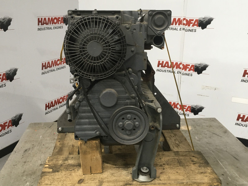 Deutz D2011L03I FOR PARTS - Bouwmachine: afbeelding 4 Deutz D2011L03I FOR PARTS - Bouwmachine: afbeelding 4