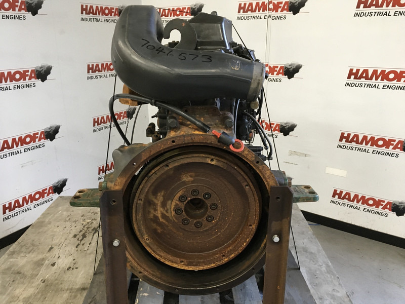 Mercedes-Benz OM 366.900-000 CORE - Bouwmachine: afbeelding 3 Mercedes-Benz OM 366.900-000 CORE - Bouwmachine: afbeelding 3