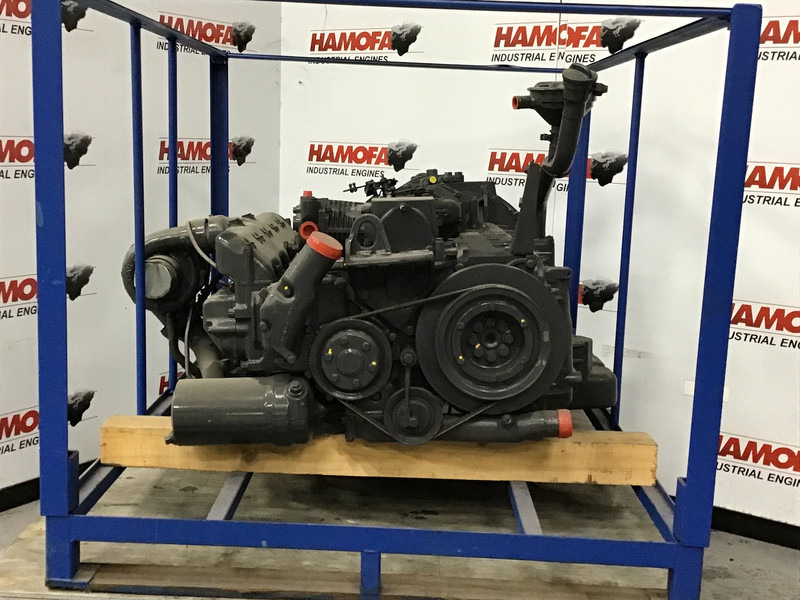 Mercedes-Benz OM 447.980 USED - Bouwmachine: afbeelding 4 Mercedes-Benz OM 447.980 USED - Bouwmachine: afbeelding 4