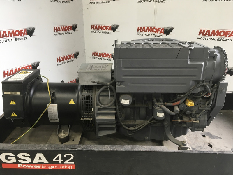 Deutz BF4L2011 GENERATOR 40KVA NEW - Industrie generator: afbeelding 1 Deutz BF4L2011 GENERATOR 40KVA NEW - Industrie generator: afbeelding 1