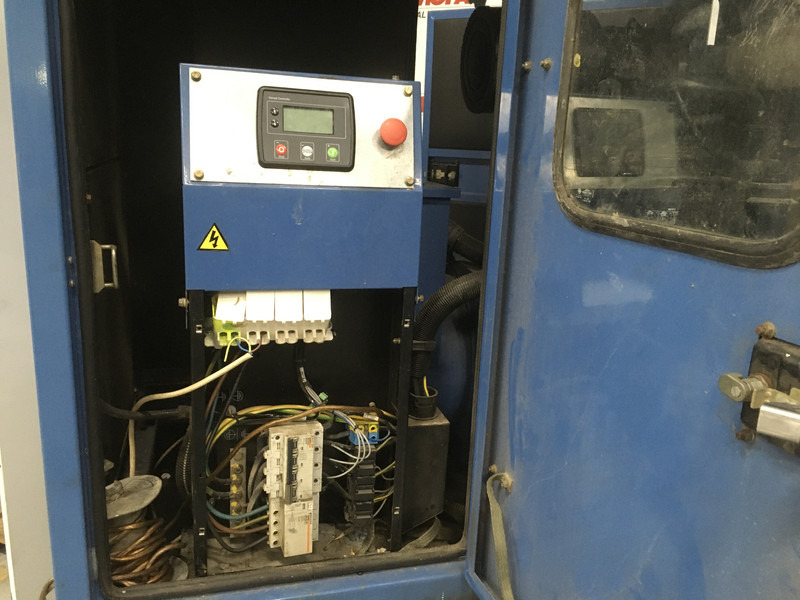 John Deere 4045TF120 GENERATOR 100KVA USED - Industrie generator: afbeelding 4 John Deere 4045TF120 GENERATOR 100KVA USED - Industrie generator: afbeelding 4