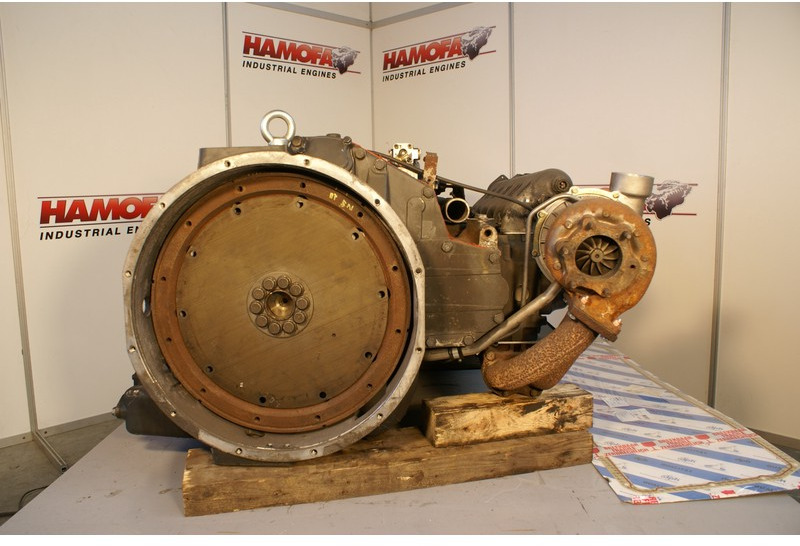 Mercedes-Benz OM 447.978 RECONDITIONED - Motor: afbeelding 4 Mercedes-Benz OM 447.978 RECONDITIONED - Motor: afbeelding 4