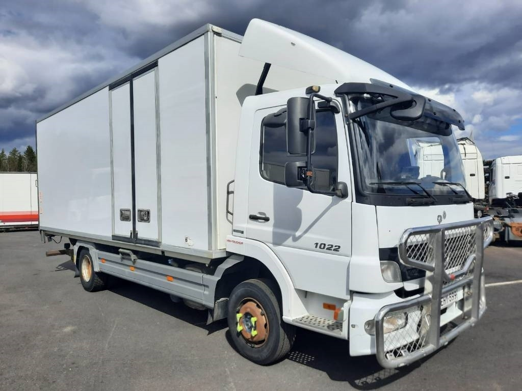 Mercedes-Benz Atego 1022 - Bakwagen: afbeelding 2 Mercedes-Benz Atego 1022 - Bakwagen: afbeelding 2