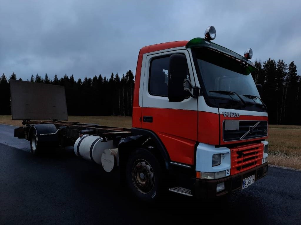 Volvo FM12 - Containertransporter/ Wissellaadbak vrachtwagen: afbeelding 2 Volvo FM12 - Containertransporter/ Wissellaadbak vrachtwagen: afbeelding 2