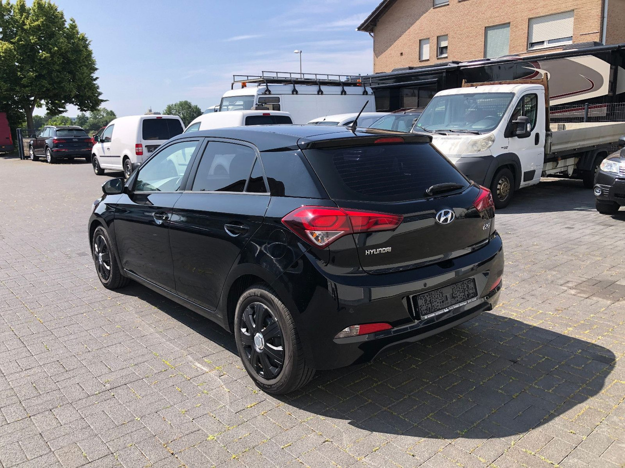Hyundai i20 1.4 CRDi Trend, Euro 6 - Sedan: afbeelding 4 Hyundai i20 1.4 CRDi Trend, Euro 6 - Sedan: afbeelding 4