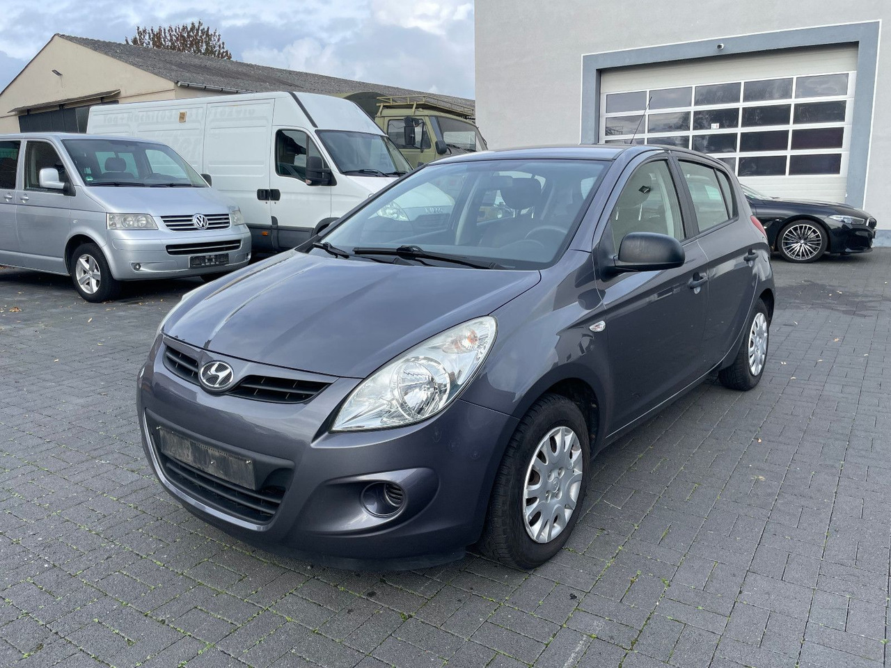 Hyundai i20 - Sedan: afbeelding 3 Hyundai i20 - Sedan: afbeelding 3