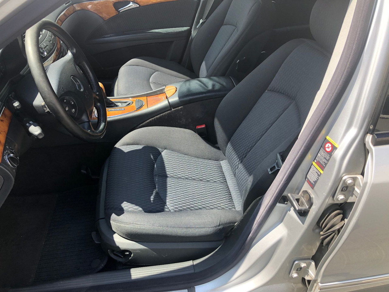 Sedan Mercedes-Benz E 240 E -Klasse Lim. Elegance: afbeelding 19