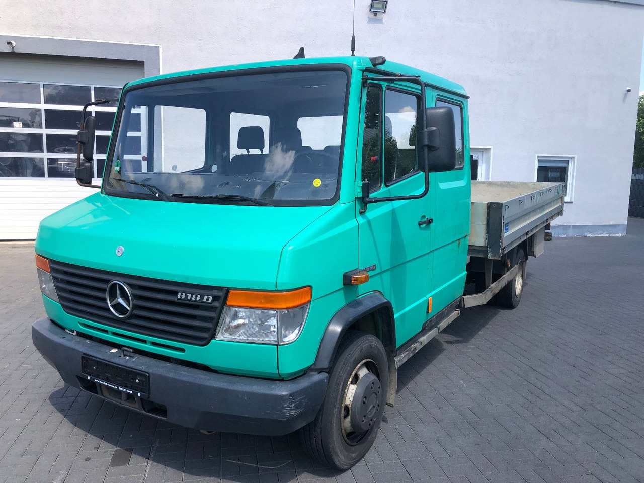 Mercedes-Benz Vario 818 D, DoKa - Bestelwagen open laadbak, Bestelwagen met dubbele cabine: afbeelding 1 Mercedes-Benz Vario 818 D, DoKa - Bestelwagen open laadbak, Bestelwagen met dubbele cabine: afbeelding 1