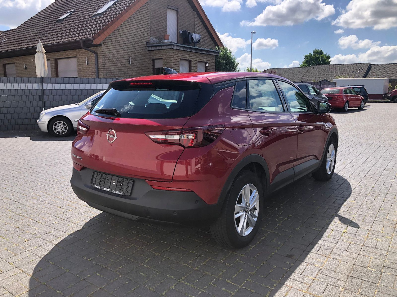 Opel Grandland (X) 1.5 D Automatik Business Edition - SUV: afbeelding 5 Opel Grandland (X) 1.5 D Automatik Business Edition - SUV: afbeelding 5