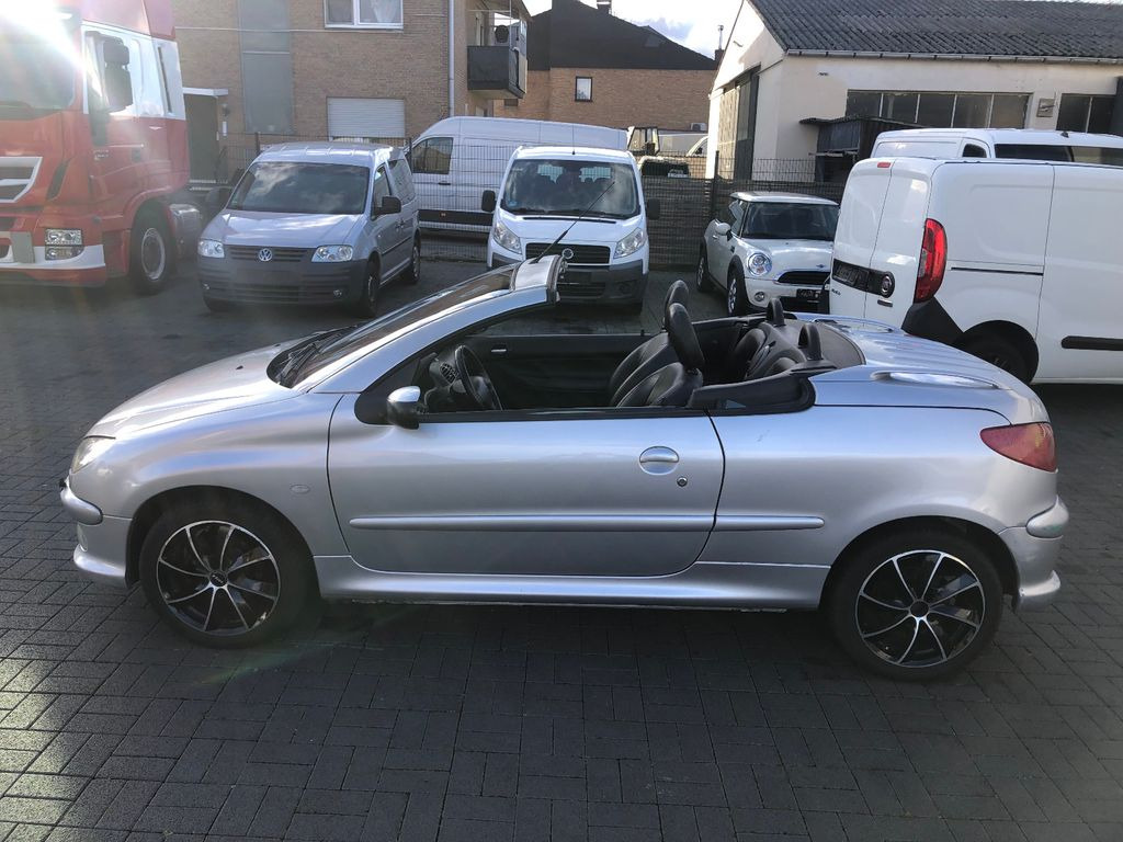 Peugeot 206 Cabriolet CC Platinum - Personenwagen: afbeelding 5 Peugeot 206 Cabriolet CC Platinum - Personenwagen: afbeelding 5