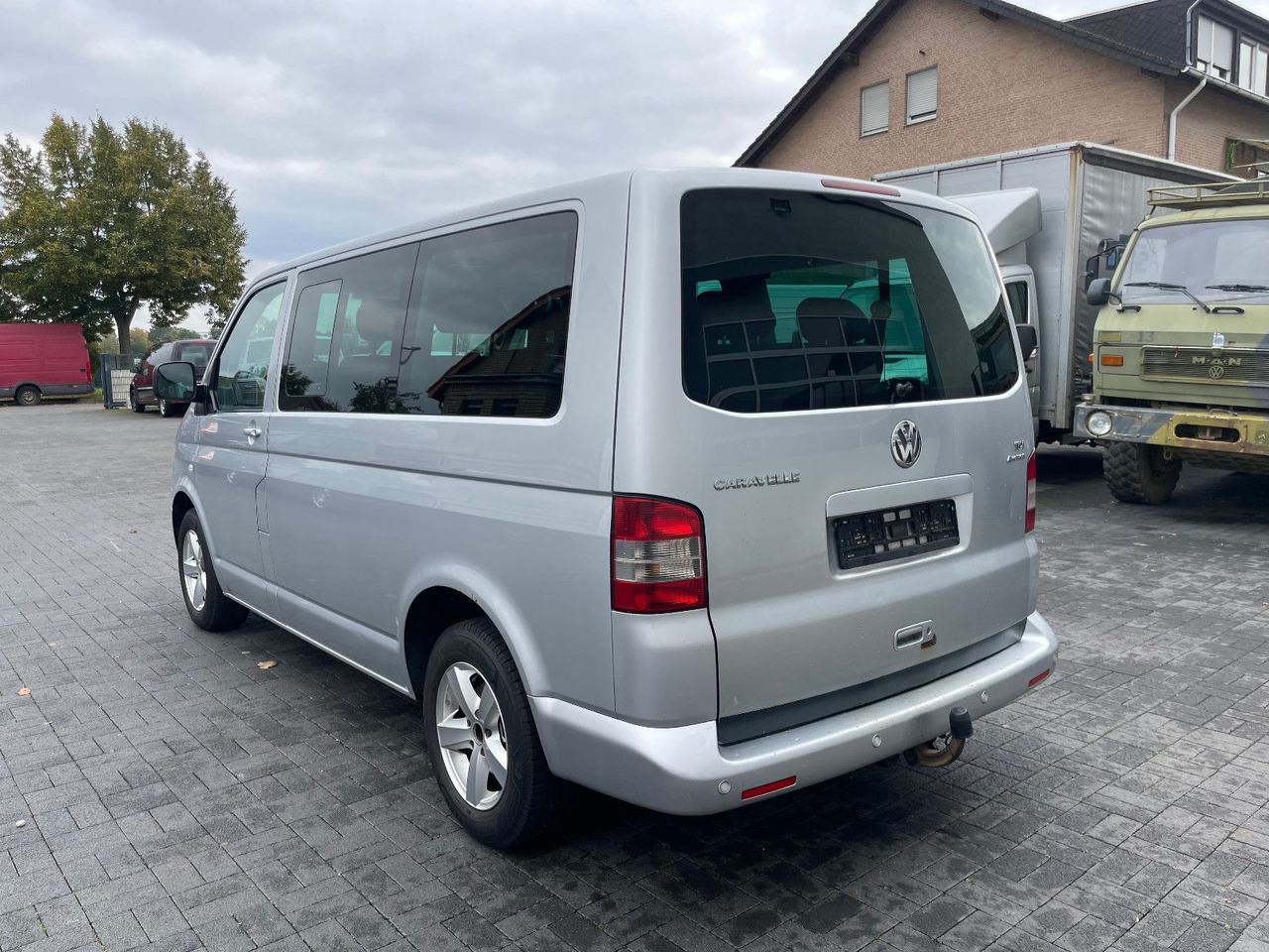 Volkswagen T5 2.5 TDi Caravelle 4Motion 8-Sitzer - Personenvervoer: afbeelding 4 Volkswagen T5 2.5 TDi Caravelle 4Motion 8-Sitzer - Personenvervoer: afbeelding 4