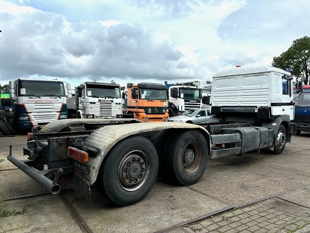 MAN 26.414 FNL-T (6-CILINDERHEADS) 6x4 CHASSIS (EURO 2 / ZF16 MANUAL GEARBOX / REDUCTION AXLES) - Chassis vrachtwagen: afbeelding 3 MAN 26.414 FNL-T (6-CILINDERHEADS) 6x4 CHASSIS (EURO 2 / ZF16 MANUAL GEARBOX / REDUCTION AXLES) - Chassis vrachtwagen: afbeelding 3