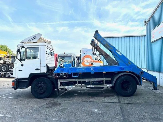 MAN F 18.232 (6 CILINDER) M90 WITH TELESCOPIC CONTAINER SYSTEM (8 GEARS MANUAL GEARBOX / EURO 1 (MECHANICAL PUMP AND INJECTORS)) - Portaalarmsysteem vrachtwagen: afbeelding 5 MAN F 18.232 (6 CILINDER) M90 WITH TELESCOPIC CONTAINER SYSTEM (8 GEARS MANUAL GEARBOX / EURO 1 (MECHANICAL PUMP AND INJECTORS)) - Portaalarmsysteem vrachtwagen: afbeelding 5